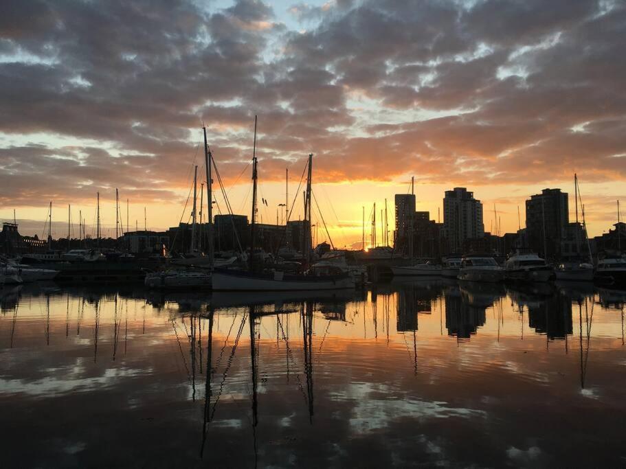 Luxury 1 Bed Ipswich Marina Apartment Free Parking Kültér fotó